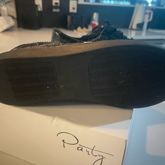 Star shoes ⭐️✨ - Picture 2 of 3